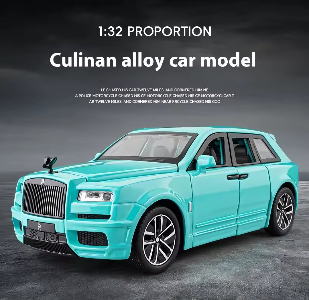 Rolls Royce Cullinan (1:32 Scale)