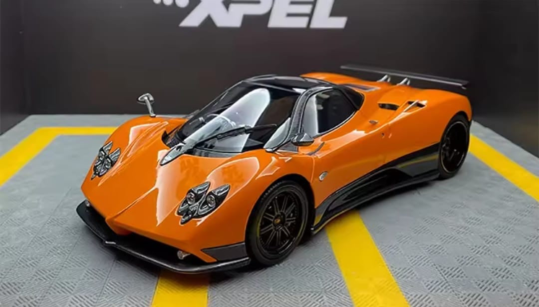1 of 1 limited Edition Pagani Zonda F (1:18 Scale)