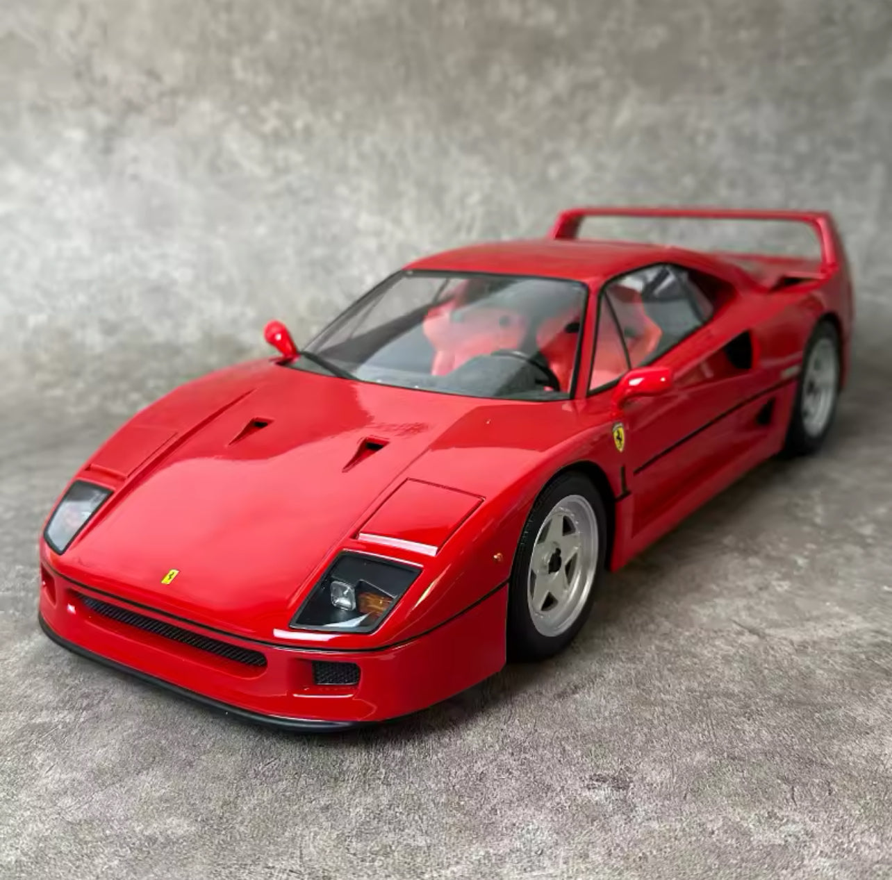 1 of 1 Limited Edition Ferrari F40 (1:12 Scale)
