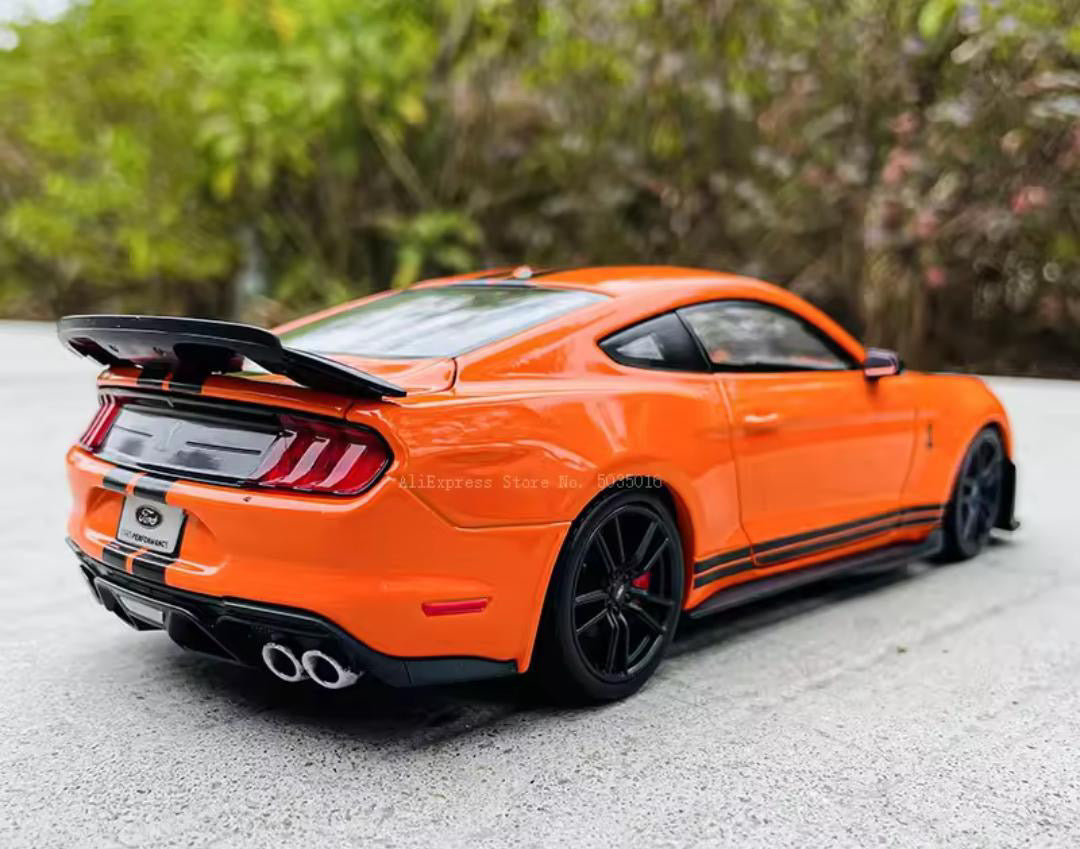Ford Nustang Shelby GT500 (1:24 Scale)