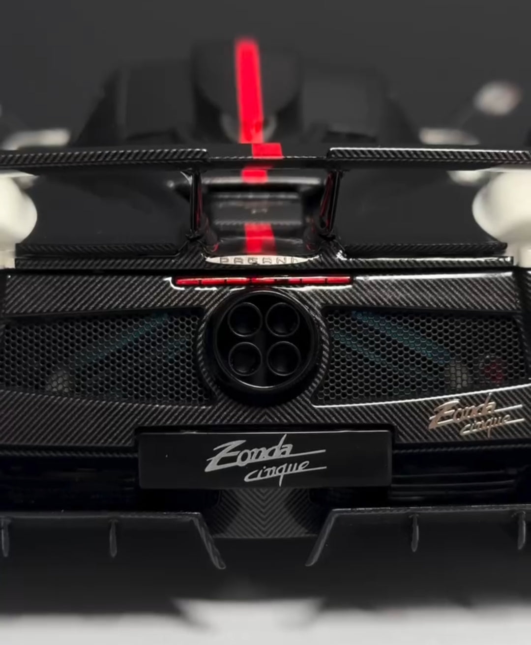 1 of 1 Pagani Zonda Cinque Roadster (1:18 Scale)