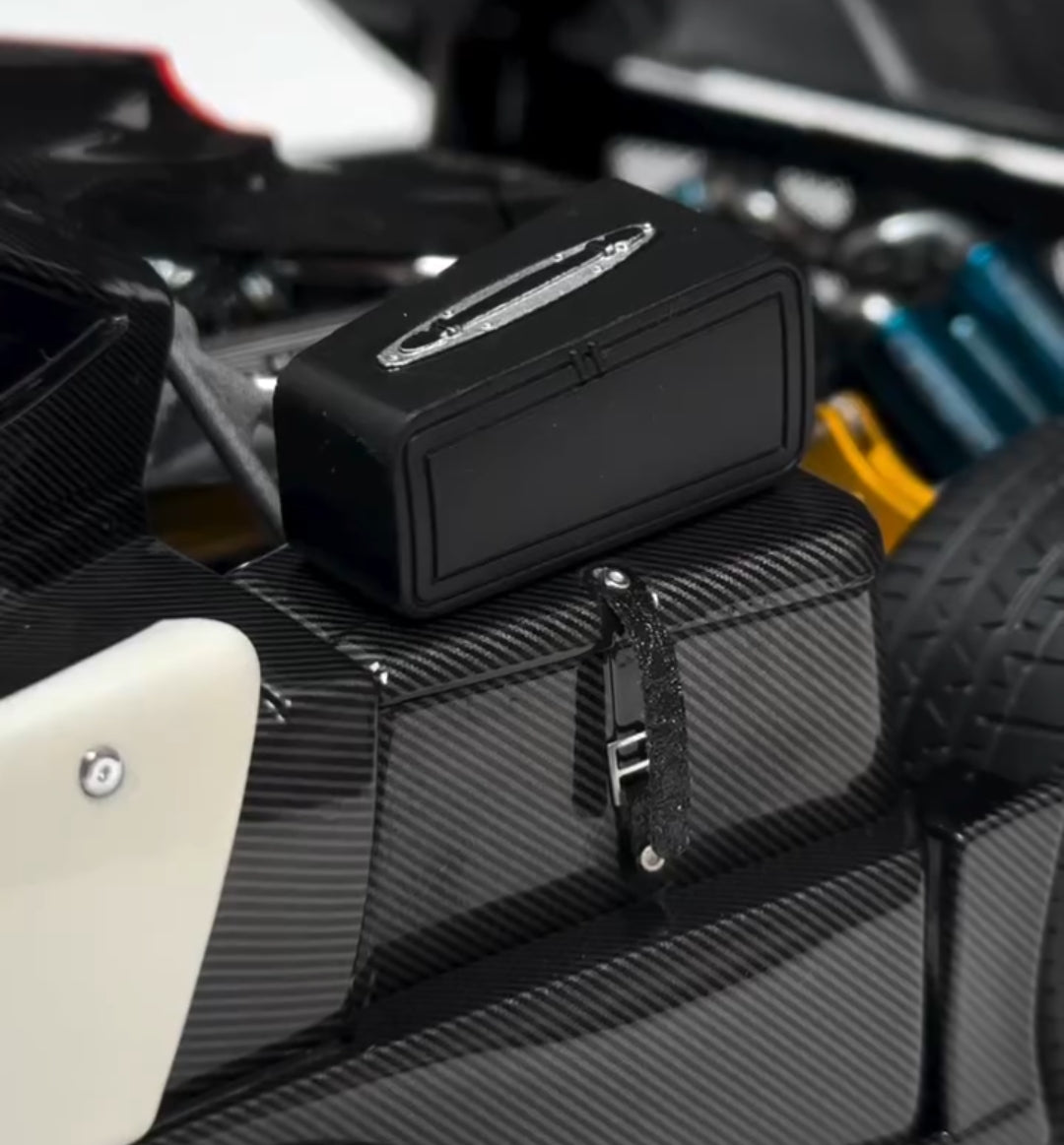 1 of 1 Pagani Zonda Cinque Roadster (1:18 Scale)