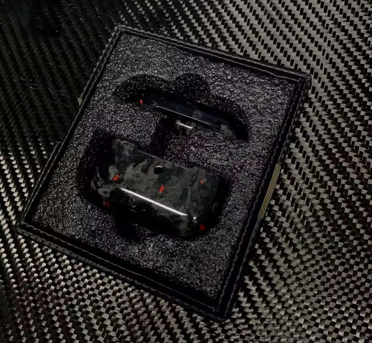 (Combo): Forged Carbon AirPods Case & Card Holder