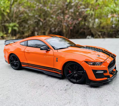 Ford Nustang Shelby GT500 (1:24 Scale)