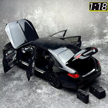 1 of 1 Limited Edition Mercedes Maybach S680 (1:18 Scale)