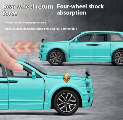 Rolls Royce Cullinan (1:32 Scale)